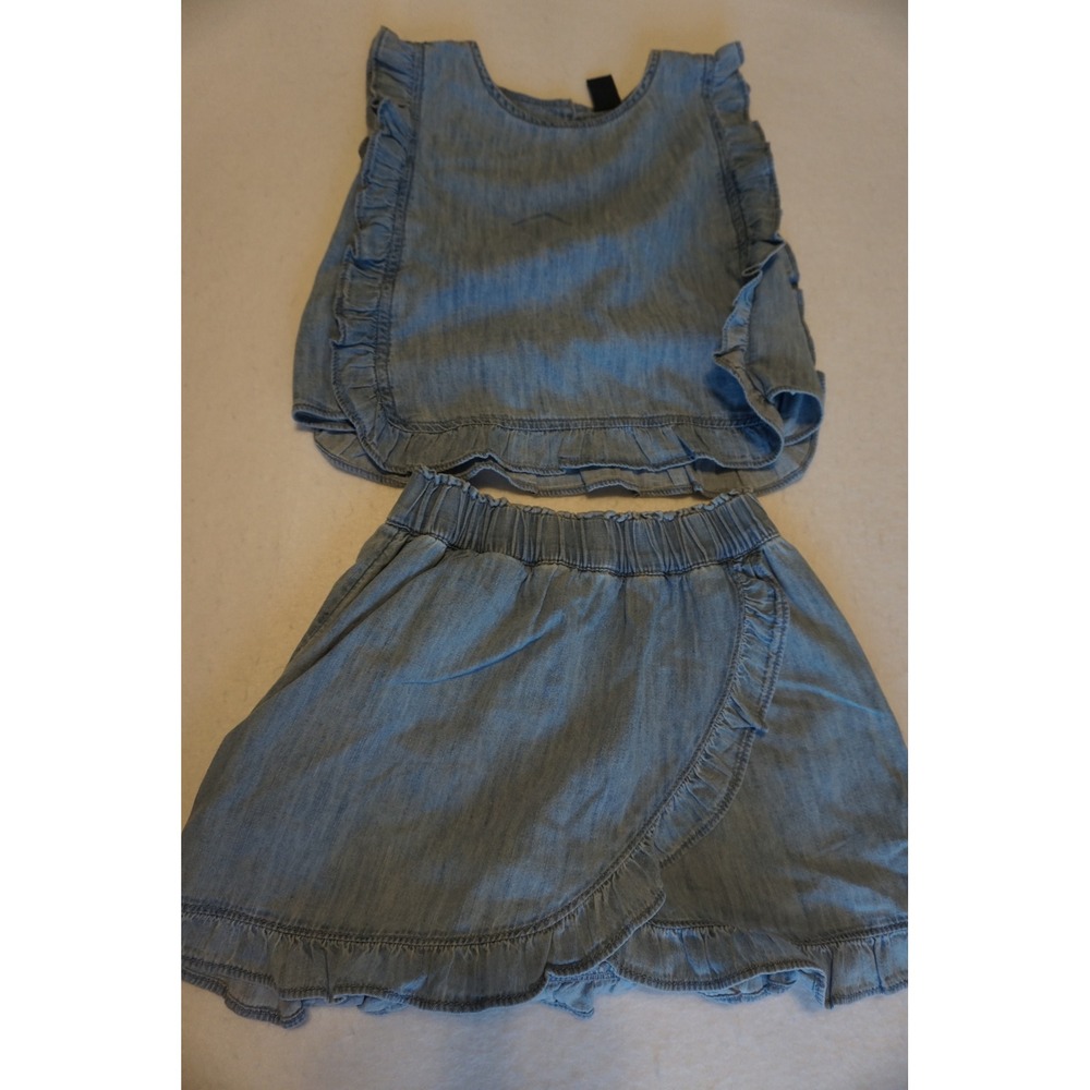 Baby Gap Kids Blue Chambray Denim Ruffle Top and Skort 2 Piece Set Size 4 Years